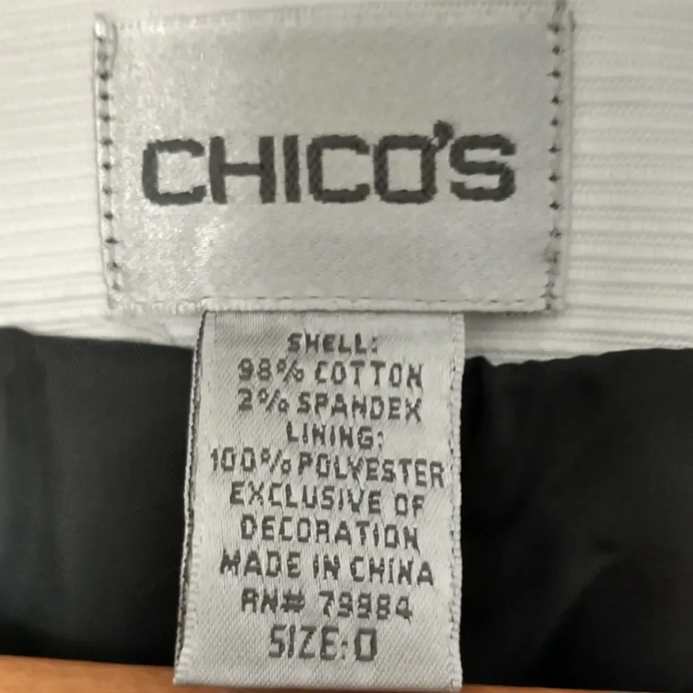 Chicos Floral Sequin Jacket S White Black Embellished 3/4 Sleeve Button‎ Front
